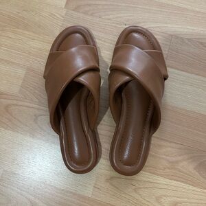 J CREW MENORCA PADDED CROSS-STRAP SANDALS IN LEATHER